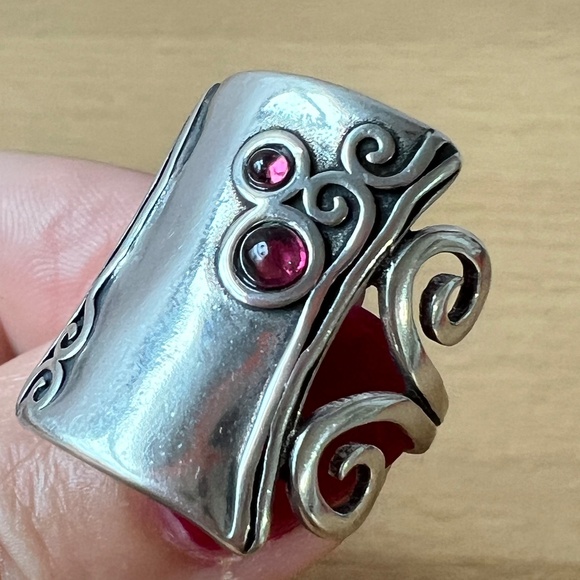 MODERNIST RHODOLITE GARNET CABOCHON 925 STERLING SILVER RING MADE IN ISRAEL